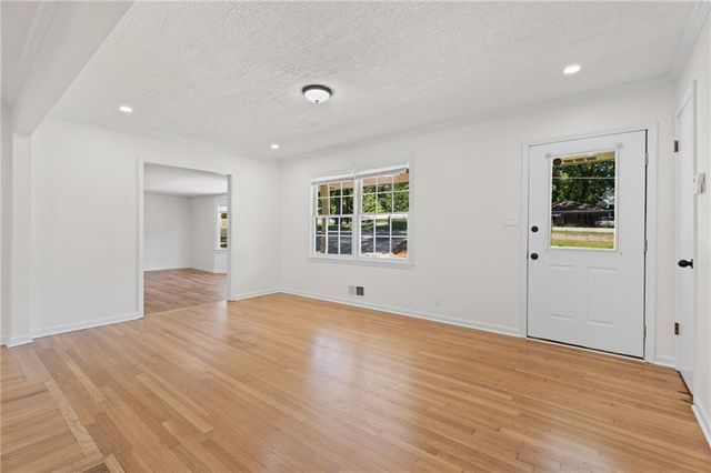 865 Old Tucker Road, Stone Mountain, GA 30087