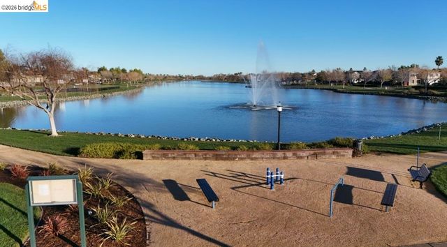 8461 Pinehollow Cir, Discovery Bay, CA 94505