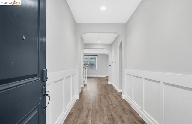 8461 Pinehollow Cir, Discovery Bay, CA 94505