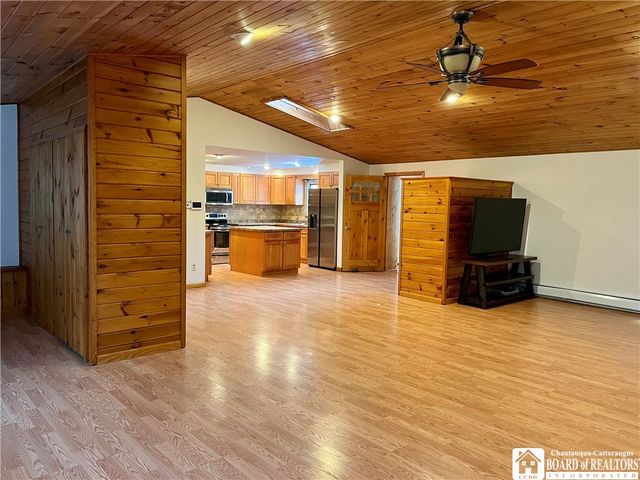 2323 West Lake Road, Busti, NY 14710