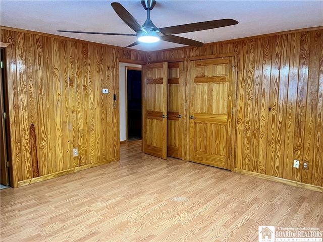 2323 West Lake Road, Busti, NY 14710