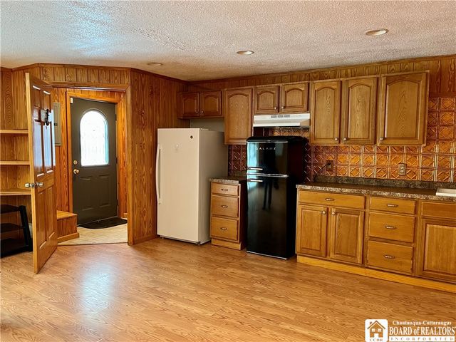 2323 West Lake Road, Busti, NY 14710