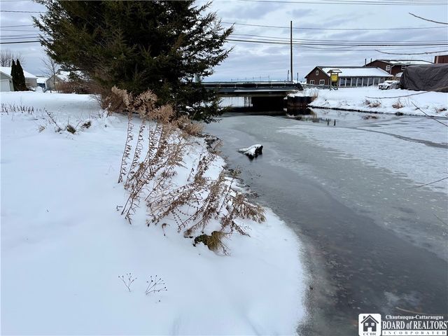 2323 West Lake Road, Busti, NY 14710