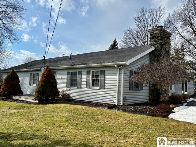 2323 West Lake Road, Busti, NY 14710