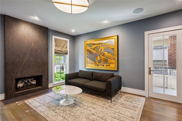 2525 Peachtree Road NE 32, Atlanta, GA 30305