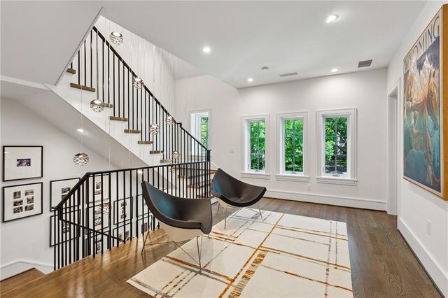 2525 Peachtree Road NE 32, Atlanta, GA 30305