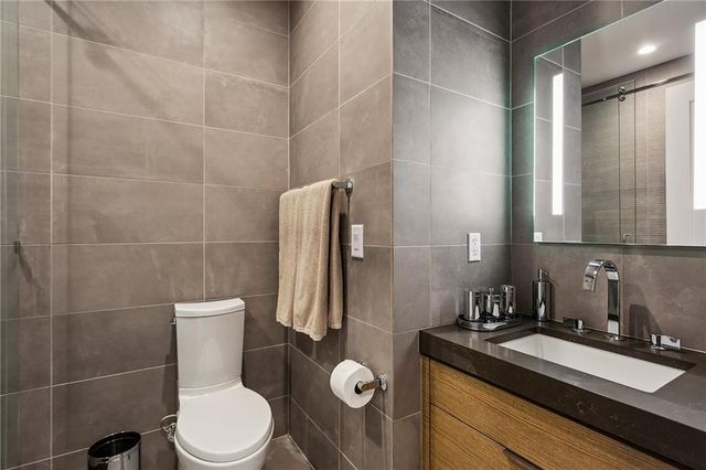 2525 Peachtree Road NE 32, Atlanta, GA 30305