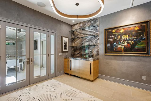 2525 Peachtree Road NE 32, Atlanta, GA 30305
