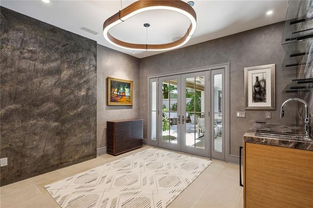 2525 Peachtree Road NE 32, Atlanta, GA 30305