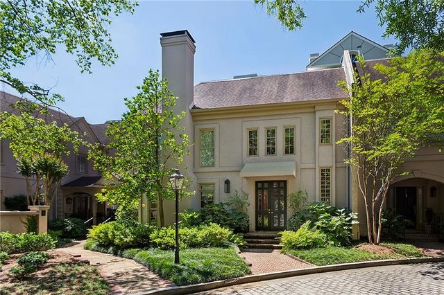 2525 Peachtree Road NE 32, Atlanta, GA 30305