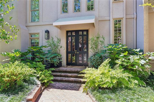 2525 Peachtree Road NE 32, Atlanta, GA 30305