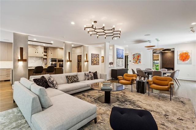 2525 Peachtree Road NE 32, Atlanta, GA 30305