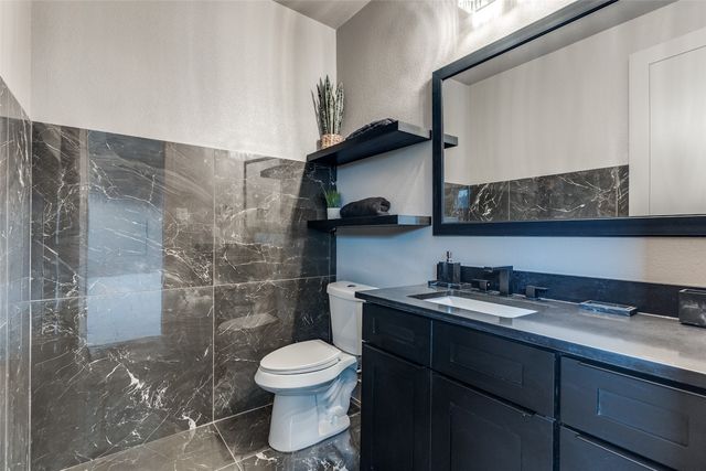 27073 Stonewood Drive, Whitney, TX 76692