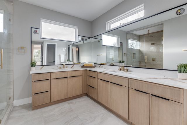 27073 Stonewood Drive, Whitney, TX 76692