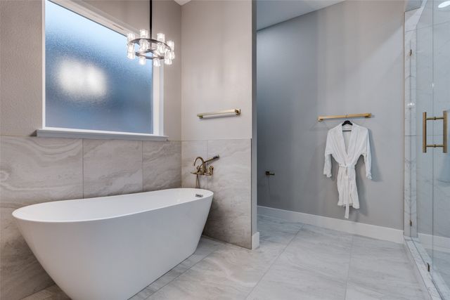 27073 Stonewood Drive, Whitney, TX 76692