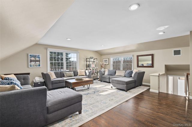 288 Todd Road, Katonah, NY 10536