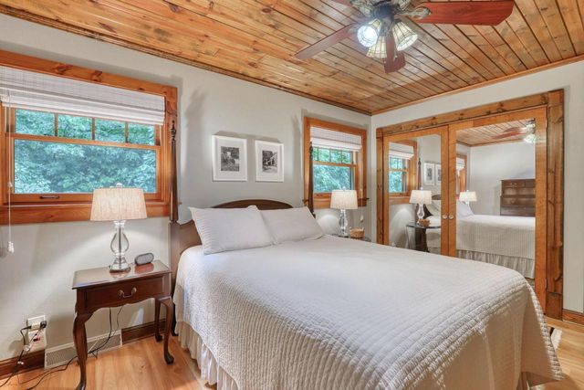 N128W12985 Highland ROAD, Germantown, WI 53022