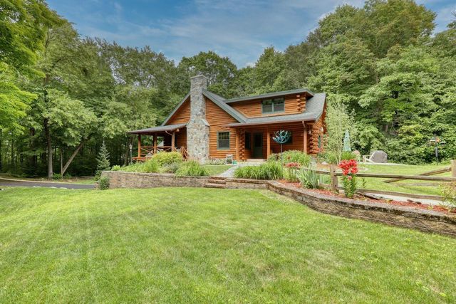 N128W12985 Highland ROAD, Germantown, WI 53022