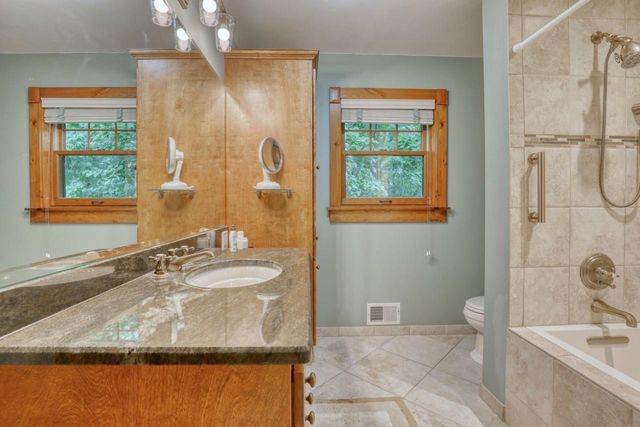 N128W12985 Highland ROAD, Germantown, WI 53022