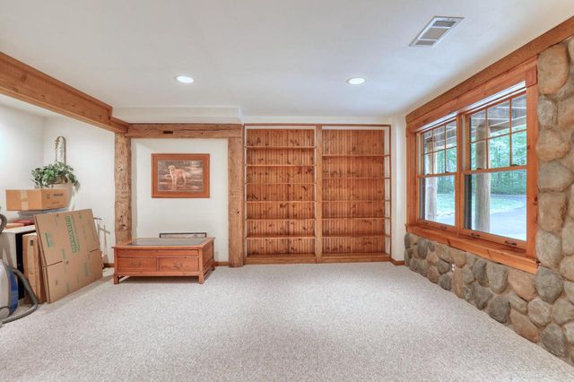 N128W12985 Highland ROAD, Germantown, WI 53022