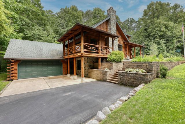 N128W12985 Highland ROAD, Germantown, WI 53022
