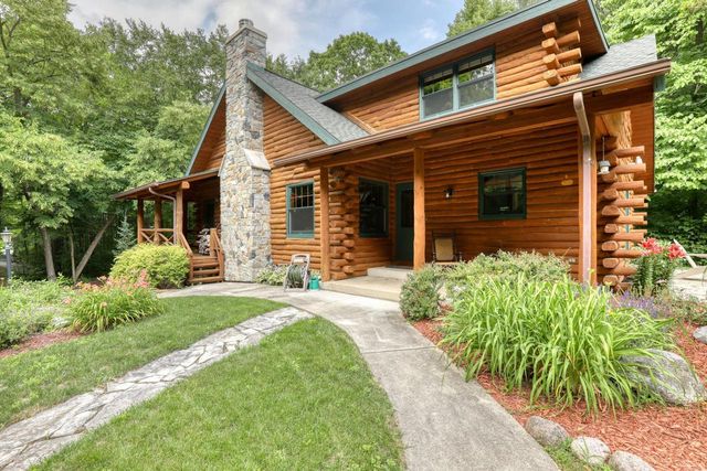 N128W12985 Highland ROAD, Germantown, WI 53022