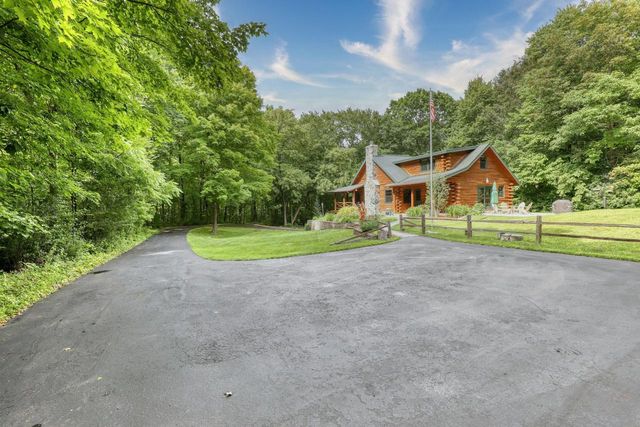 N128W12985 Highland ROAD, Germantown, WI 53022