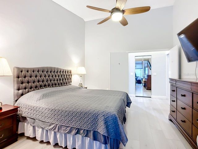 2907 OAK LANE, Bradenton, FL 34209