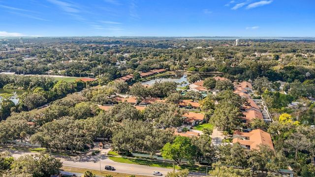 2907 OAK LANE, Bradenton, FL 34209