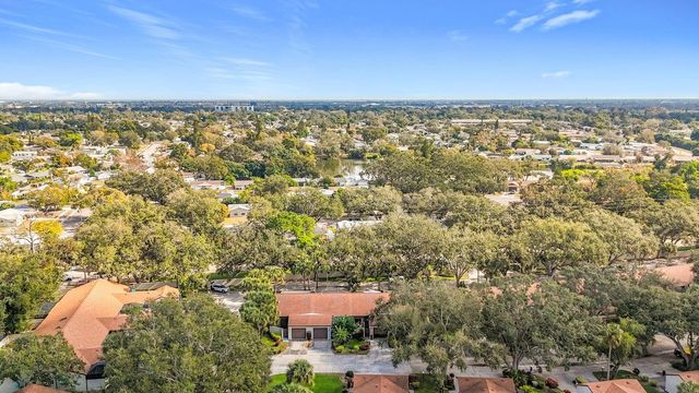 2907 OAK LANE, Bradenton, FL 34209