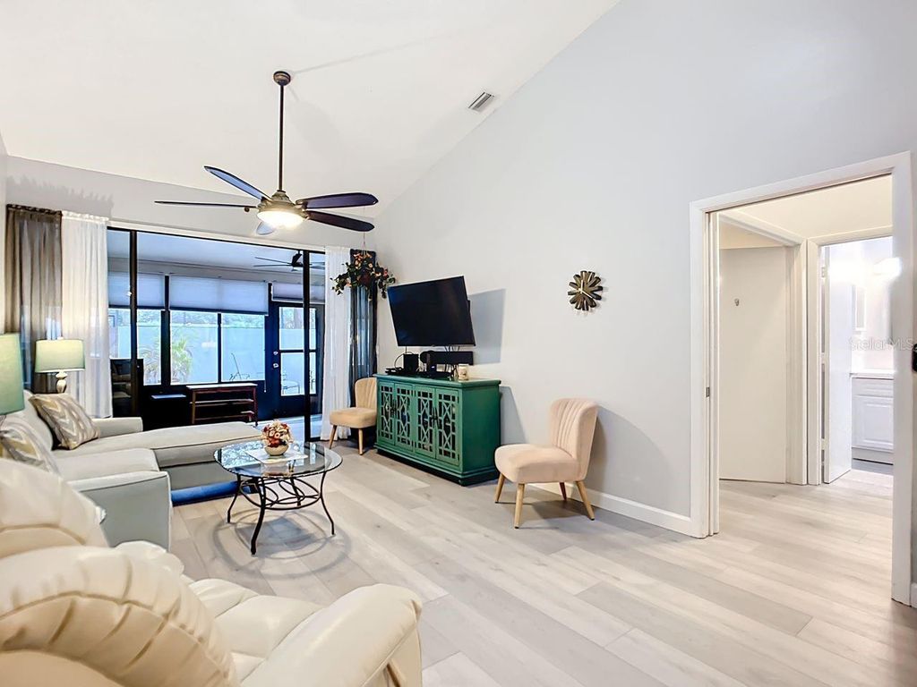 Image 16 of property listing at 2907 OAK LANE, Bradenton, FL 34209