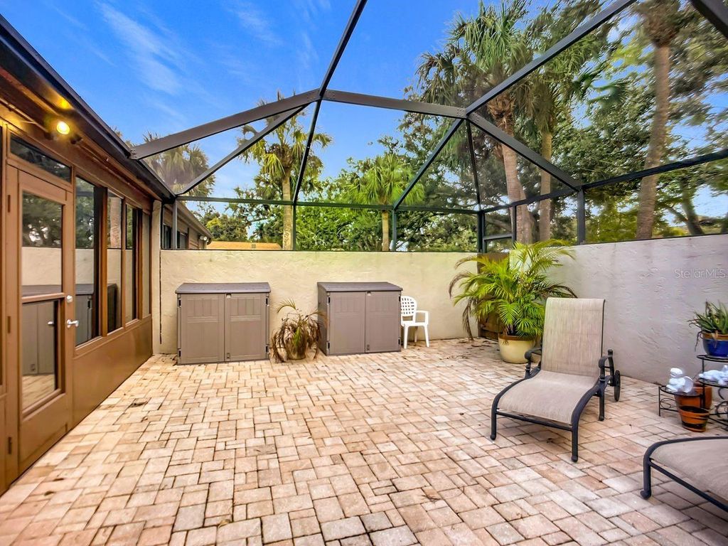 Image 31 of property listing at 2907 OAK LANE, Bradenton, FL 34209