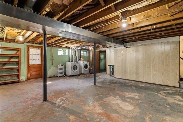 109 Lincoln Rd, Rockland, MA 02370