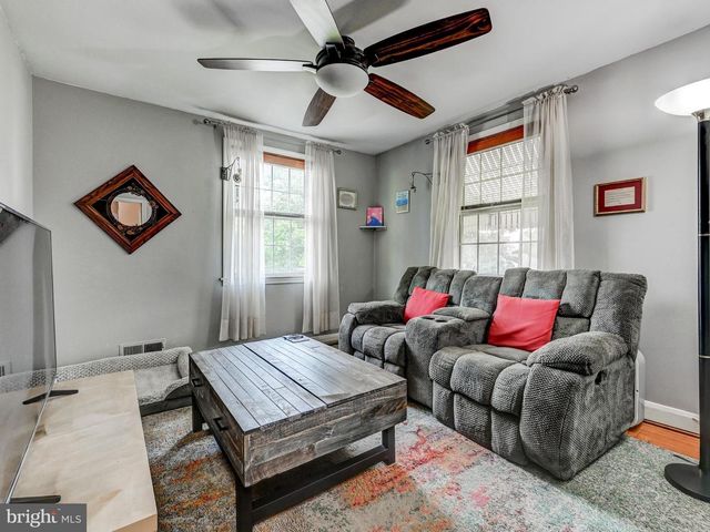 2922 CUB HILL RD, Baltimore, MD 21234