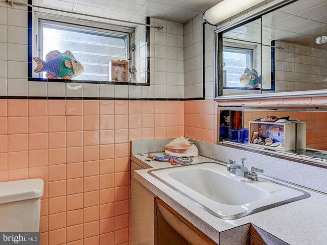 2922 CUB HILL RD, Baltimore, MD 21234