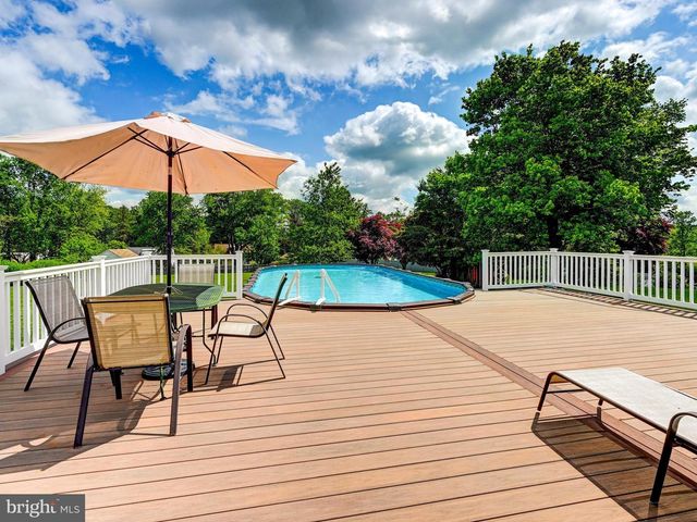 2922 CUB HILL RD, Baltimore, MD 21234