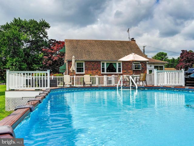 2922 CUB HILL RD, Baltimore, MD 21234