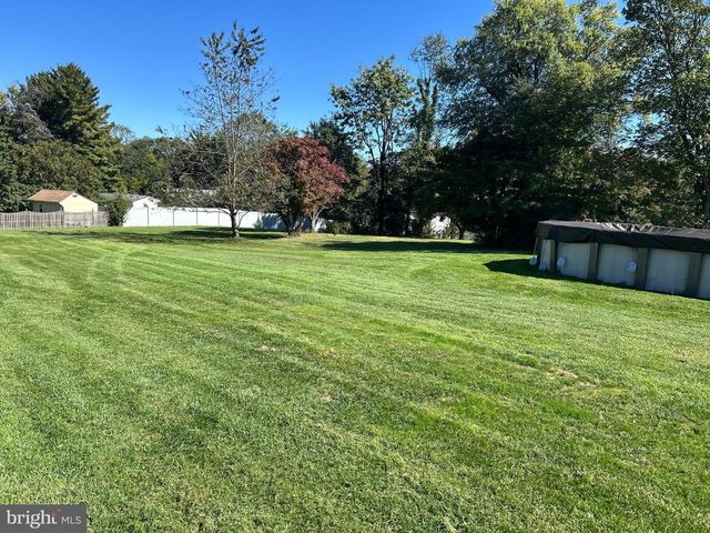 2922 CUB HILL RD, Baltimore, MD 21234