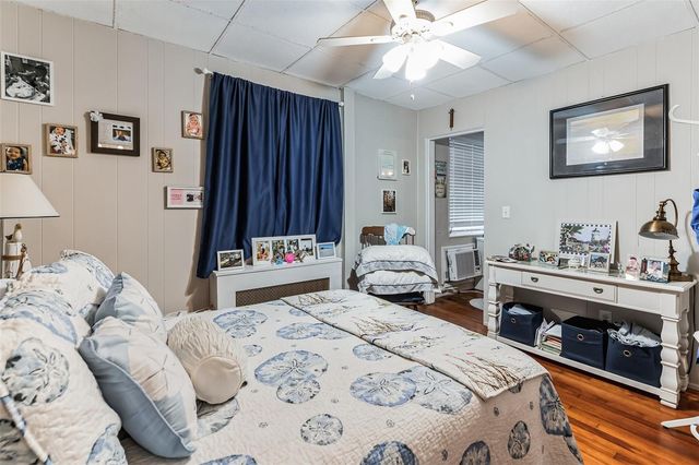 1233 OAK STREET NE, St Petersburg, FL 33701