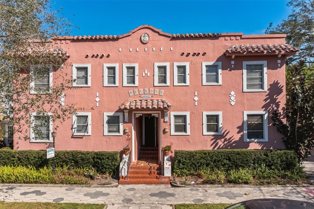 1233 OAK STREET NE, St Petersburg, FL 33701