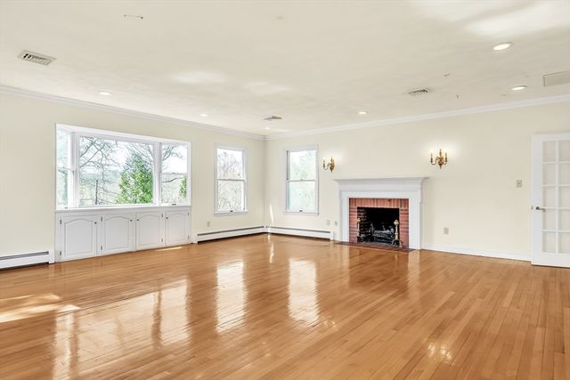 46 Outlook Dr, Lexington, MA 02421