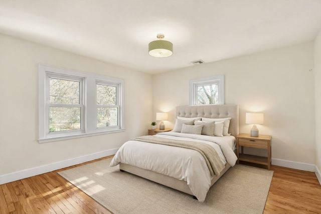 46 Outlook Dr, Lexington, MA 02421