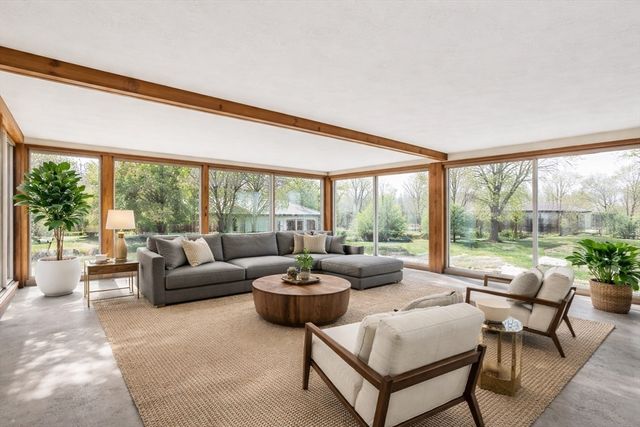 46 Outlook Dr, Lexington, MA 02421