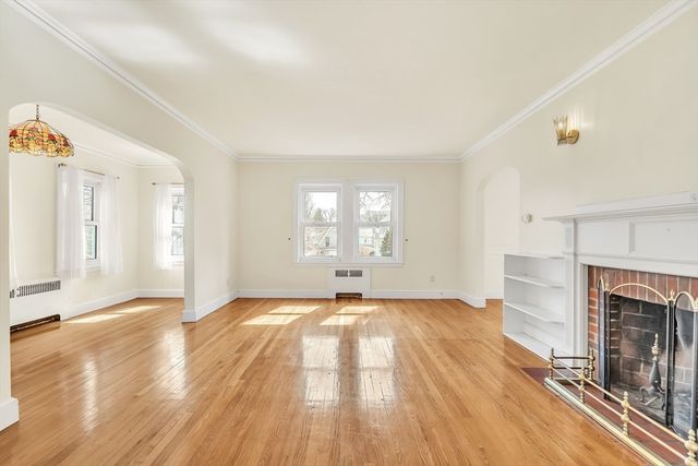 46 Outlook Dr, Lexington, MA 02421