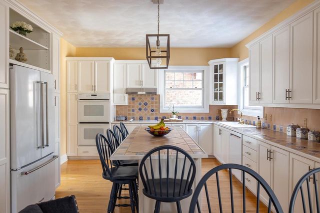 W9258 LAMISE WAY, Hortonville, WI 54944