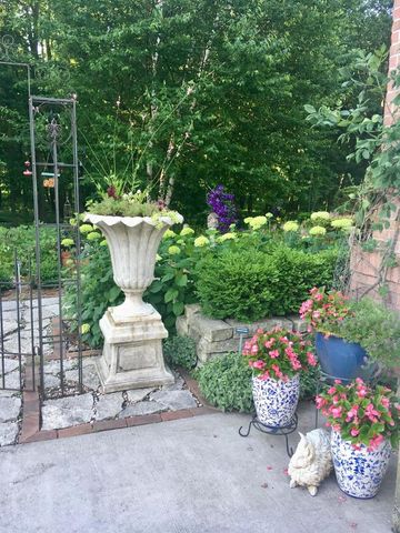 W9258 LAMISE WAY, Hortonville, WI 54944