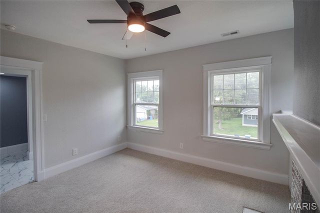 2619 Hillcrest Avenue, Alton, IL 62002