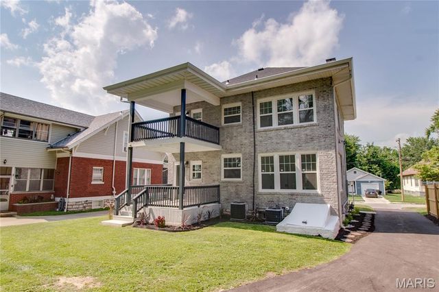2619 Hillcrest Avenue, Alton, IL 62002