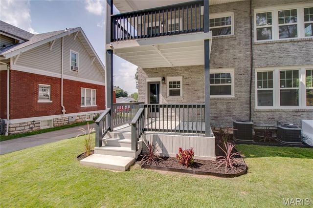 2619 Hillcrest Avenue, Alton, IL 62002
