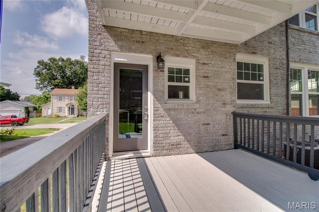 2619 Hillcrest Avenue, Alton, IL 62002